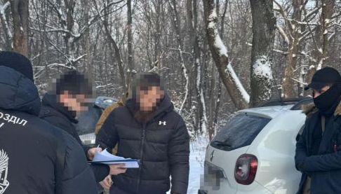 Харківські поліцейські брали хабарі за фальсифікацію наркозлочинів