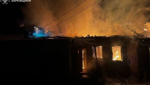 Богодухівці рятували від великого вогню: масштабне ліквідація пожежі в житловому будинку