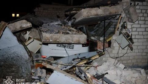 Внаслідок ракетного удару по Харкову зруйновано гаражний кооператив
