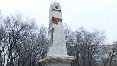 Валківська міська рада ухвалила рішення про демонтаж пам’ятника більшовицьким окупантам