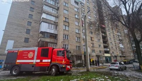 В Харкові ліквідували пожежу в багатоповерхівці: загиблий встановлюють