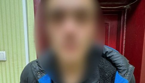 Харків: Затримано чоловіка, який скоїв грабіж біля церкви