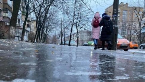 Харківщина на порозі негоди: синоптики попереджають про ожеледицю та мокрий сніг