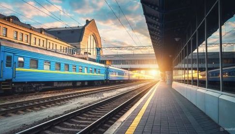 Укрзалізниця вживає запобіжних заходів: тимчасове обмеження руху поїздів через загрози атак