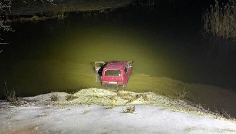 Нещасний випадок у Харкові: Водій ‘ВАЗ’ у водоймі під впливом наркотиків