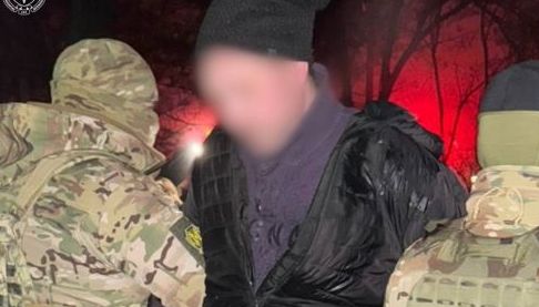 У Харкові затримали чоловіка, який вимагав гроші за взаємодію з ТЦК