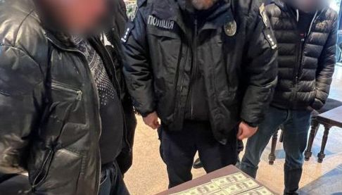 В Харкові викрили організовану групу, що незаконно вивозила чоловіків за кордон
