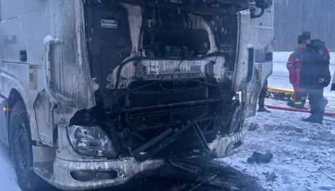 Військові атаки на Харківщині: Атака на вантажівки та обстріл села