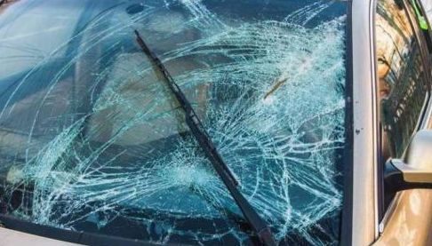 Росіяни атакували цивільний автомобіль на Харківщині