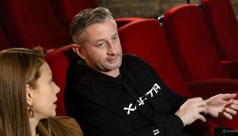 Сергій Жадан підтримав Тину Кароль проти критики її нової пісні