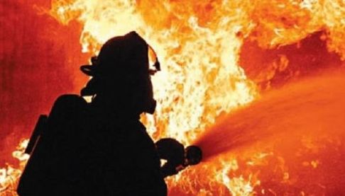 Пожежа в Харкові: Удар БПЛА спричинив руйнування житлового будинку