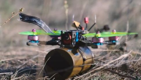 Влучний удар БПЛА ворога в цивільний автомобіль на Харківщині