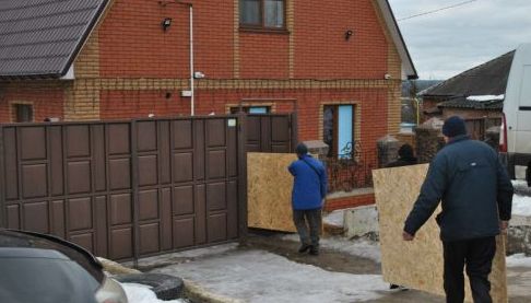 Обстріл Чугуєва: Пошкоджені будинки та постраждала дитина