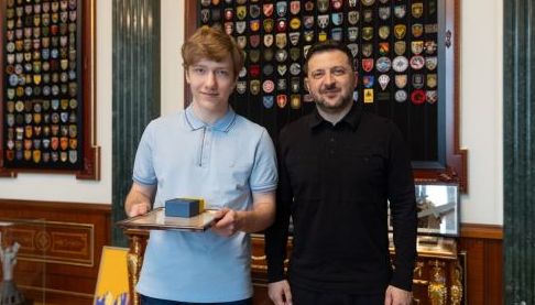 17-річний шахіст з Харкова, який отримав нагороду від Зеленського, виступить на Кубку світу
