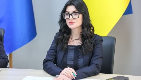 Фінансові декларації посадовців: що відомо про доходи Валерії Дзюби