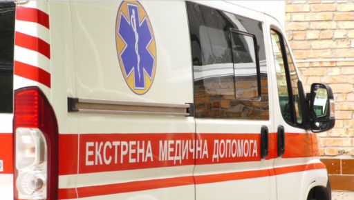 Наслідки російського обстрілу торговельного центру в Харкові