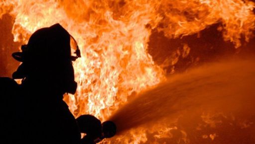 Пожежа в торговому центрі Харкова після ворожого обстрілу