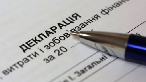 Мільйонні подарунки готівкою: що задекларувала чиновниця харківського військкомату