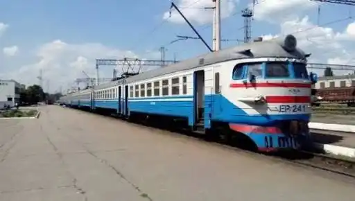 Зміни у графіку руху поїздів на Харківщині: Укрзалізниця скасовує чотири рейси