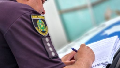 На Харківщині поліція втрутилася у випадок домашнього насильства над літньою жінкою